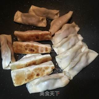 Fresh Meat Pot Stickers recipe