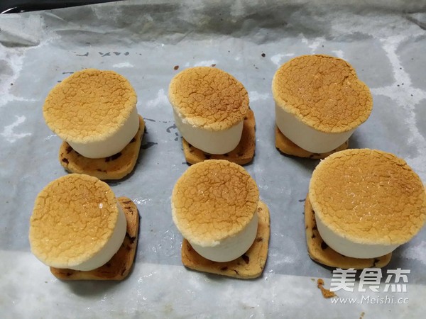 Cranberry Marshmallow Peanut Butter Sandwich Cookies recipe