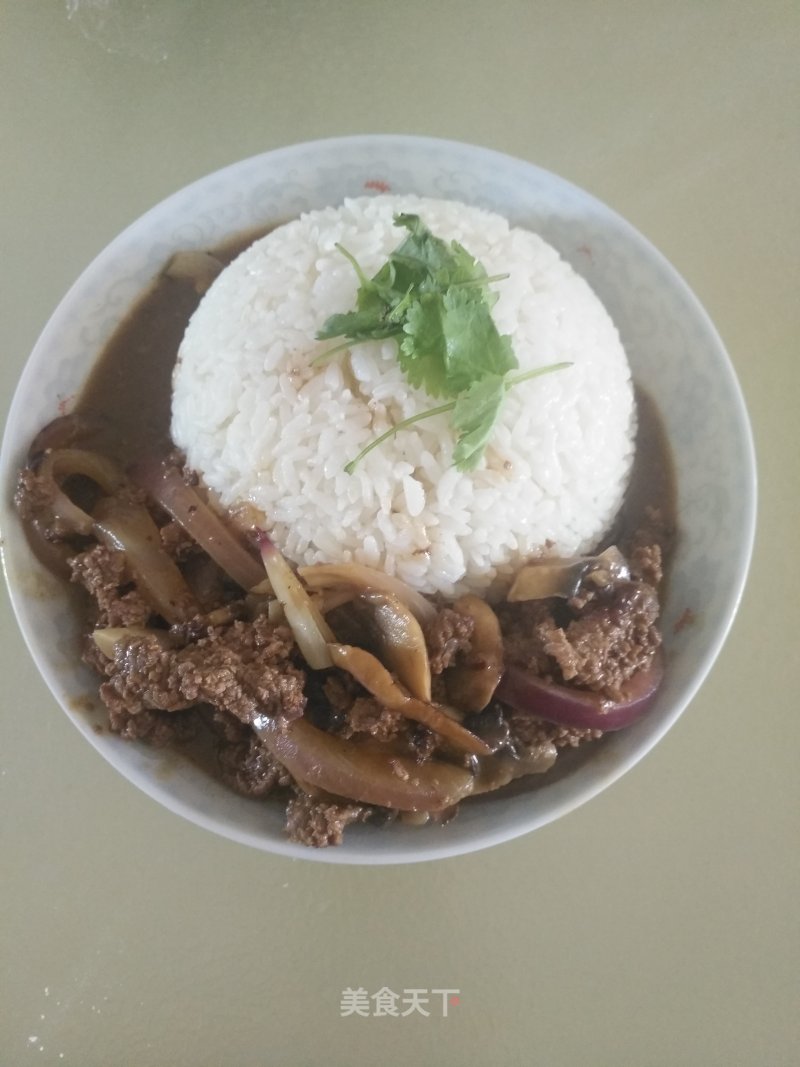 Combination of Chinese and Western: Curry Beef Bibimbap recipe