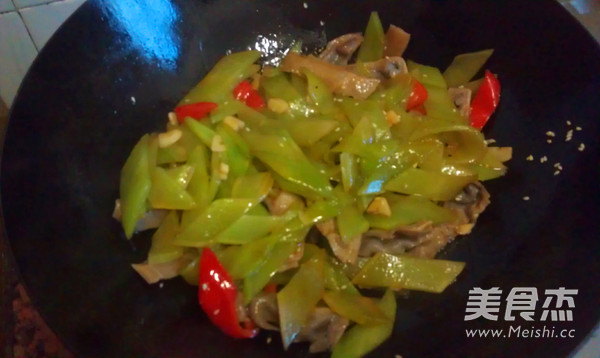 Green Bamboo Shoot Belly Slices recipe