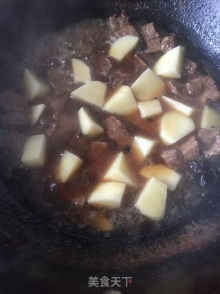 Roast Potatoes and Beef recipe