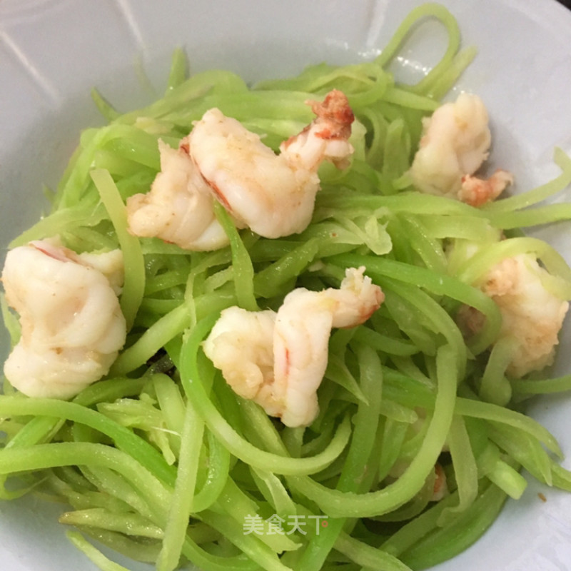 Stir-fried Shredded Lettuce with Fresh Shrimp recipe