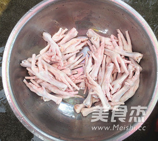 Soy Sauce Chicken Feet recipe