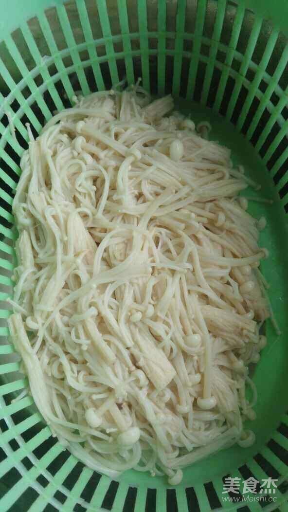Lotus Root Mixed with Golden Needles recipe