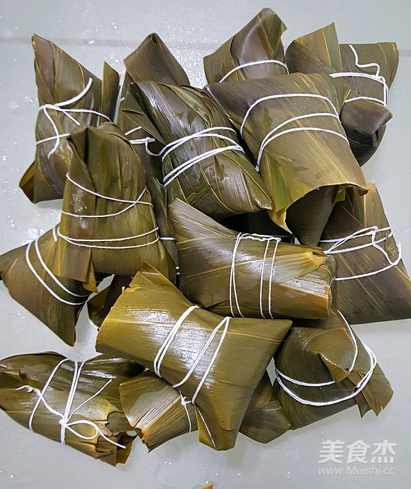 Traditional Jiangmi Red Date Zongzi recipe