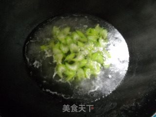 Tremella, Celery, Lycium Barbarum recipe