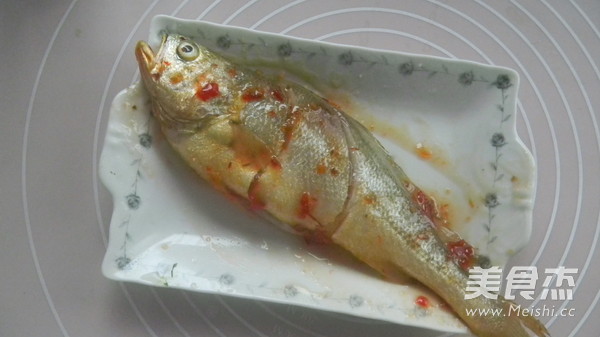 Lemon Sour and Spicy Grilled Fish recipe
