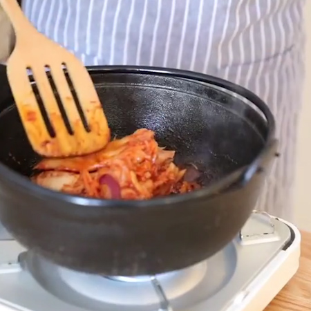 Kimchi Warming Pot recipe