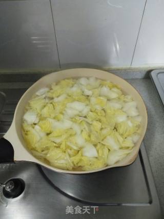 Stir-fried Bell Pepper with Cabbage Fungus recipe