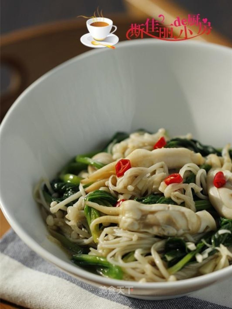 Sacred Spinach Mixed with Enoki Mushrooms recipe