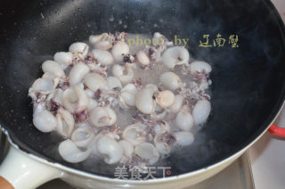 Fried Cuttlefish with Cumin, Grilled in A Pan recipe