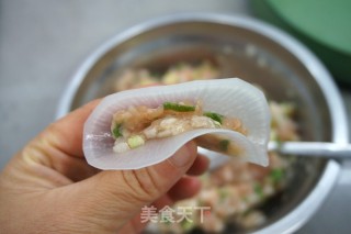 White Radish Pork Tongs recipe