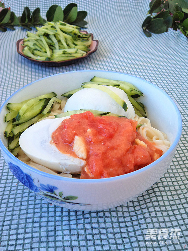 Goose Egg Tomato Sauce Noodles recipe