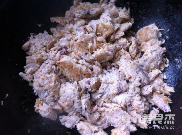 Scrambled Eggs with White Snow Shrimp recipe