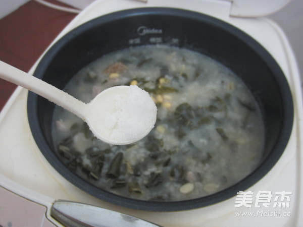 Dried and Lean Pork Congee with Farm Vegetables recipe