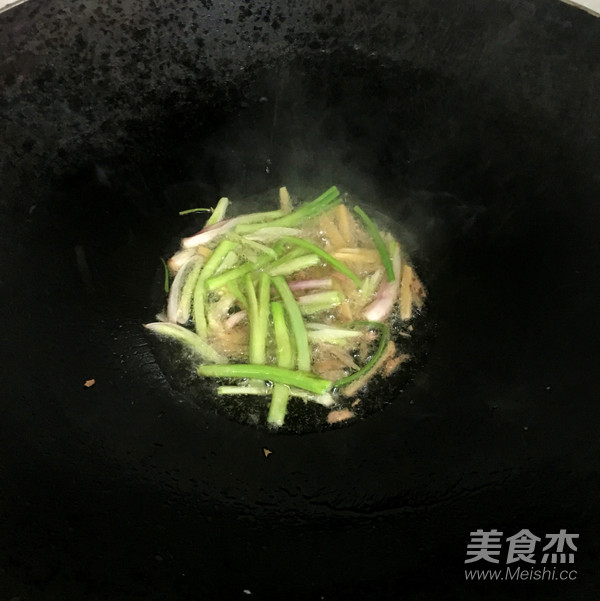 Scallion Fried Shrimp (mantis Shrimp) recipe