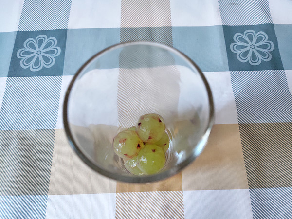 Butterfly Pea Flower Grape Lemon Drink recipe