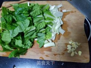 Vegetarian Chicken Wings and Red Pepper Stir-fried Chinese Cabbage recipe