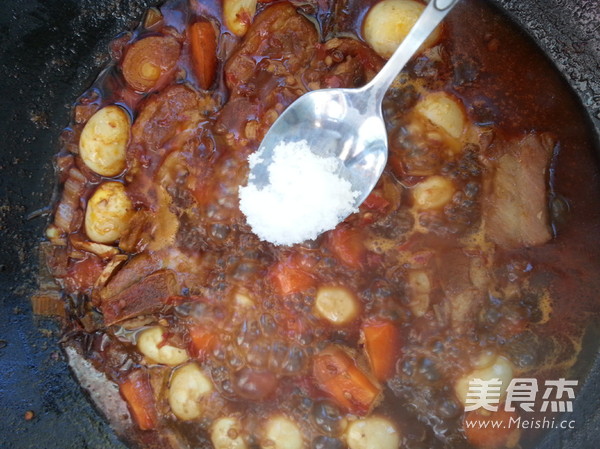 Braised Pork Ribs with Quail Eggs recipe