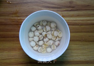 Red Dates and Lotus Seed Soy Milk recipe
