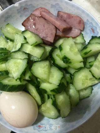 Chai Egg Ham Fried Cucumber recipe