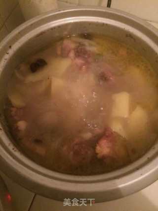 Healthy Fresh Fragrant Chicken Leg Soup recipe