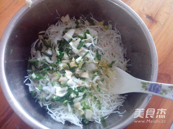 Bean Sprouts Rice Noodle Pie recipe