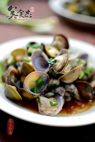 Clam Seed with Scallion Oil recipe