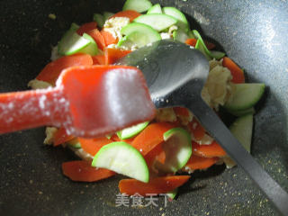Fried Zucchini with Duck Eggs and Carrots recipe