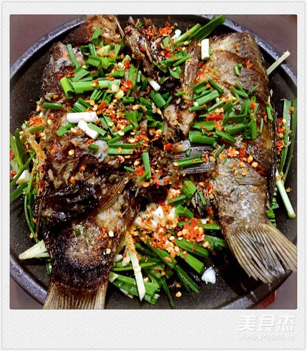 Sizzling Crucian Carp recipe