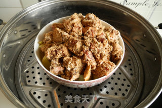 Steamed Duck Legs recipe