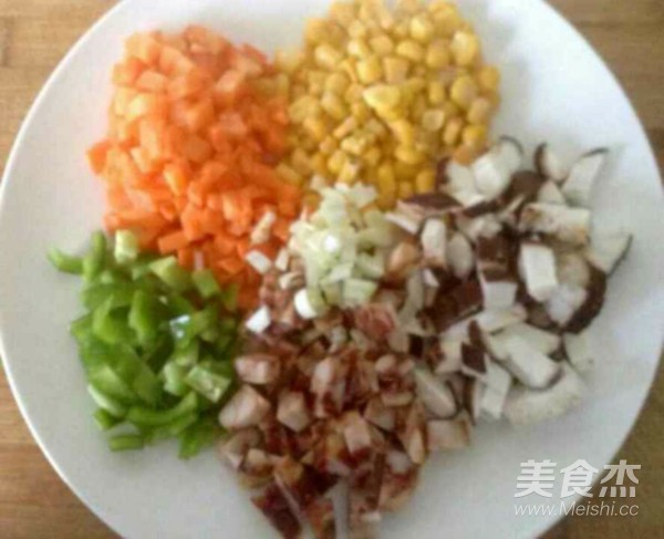 Assorted Fried Rice with Egg Yolk recipe