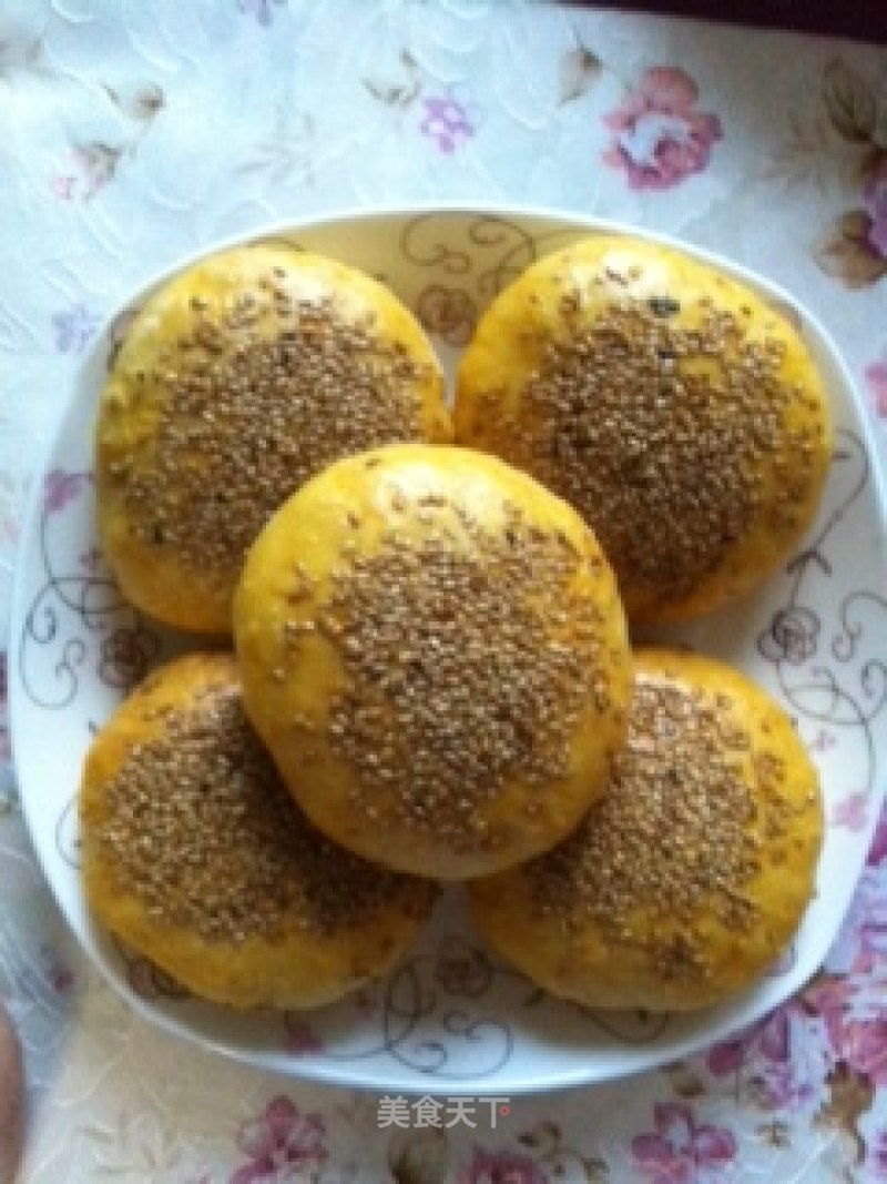 As Sweet and Soft As Bread-pumpkin Bean Paste Cake without A Drop of Oil recipe