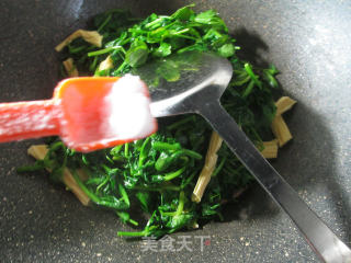 Fried Bean Sprouts with Yuba recipe
