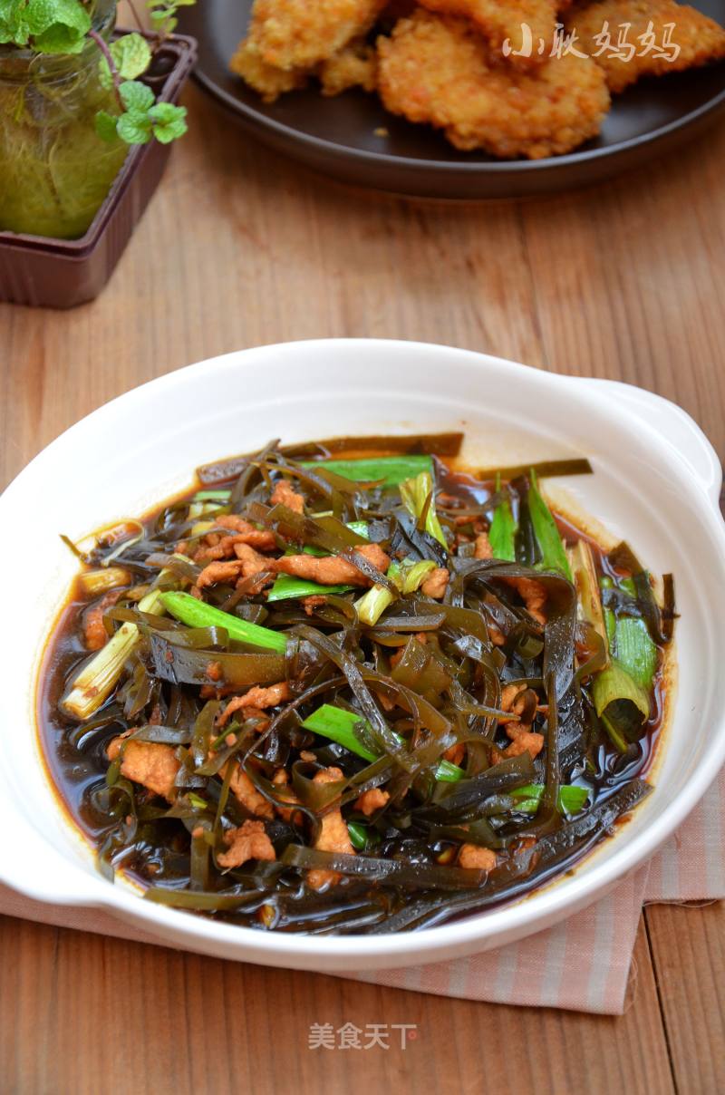 Fried Kelp Shredded Pork