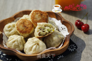 Pan-fried Baozi with Meat Stuffing recipe