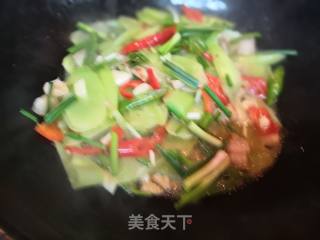 Stir-fried Pork Belly with Lettuce recipe