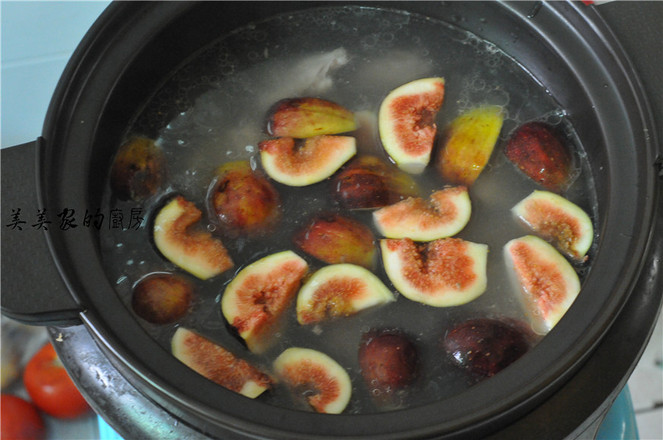 Fig and Yam Pork Ribs Soup recipe