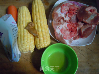 Golden Yellow Autumn-------corn Bone Soup recipe