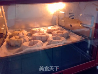Coconut Bean Paste Bagel recipe