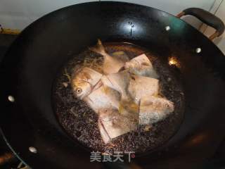 Fresh Sea Pomfret Soup recipe
