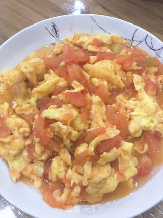 Scrambled Eggs with Tomatoes recipe