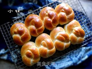 Whole Wheat Condensed Milk Bread recipe