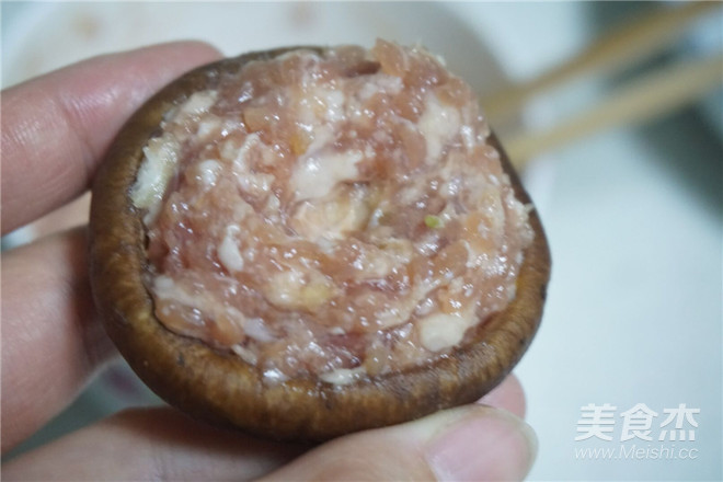 Shrimp Minced Meat and Shiitake Mushroom Cup recipe