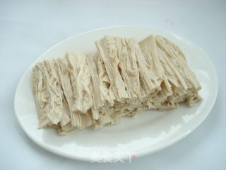 Tossed Yuba with Sesame Sauce recipe