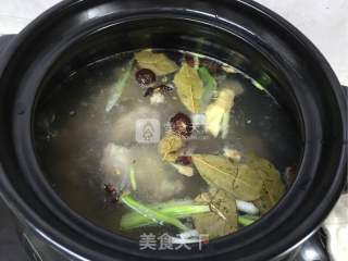 Steak Stewed White Radish recipe
