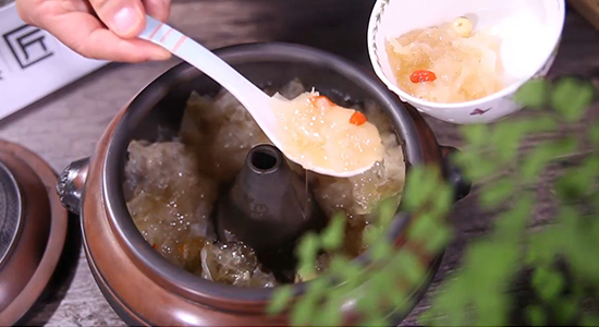 Dianjiang Steam Pot Food-rock Sugar Tremella recipe