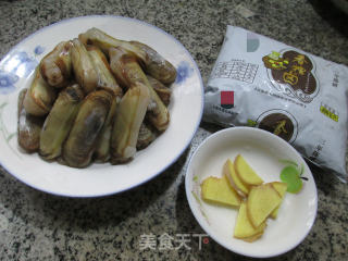 Fragrant Razor Clams recipe