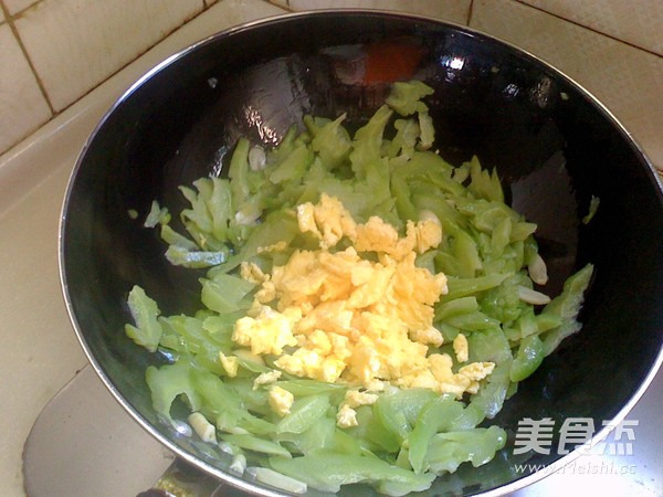 Bitter Melon Scrambled Eggs recipe