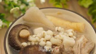 Yam Fuling Coix Dehumidifying and Warming Stomach Soup recipe
